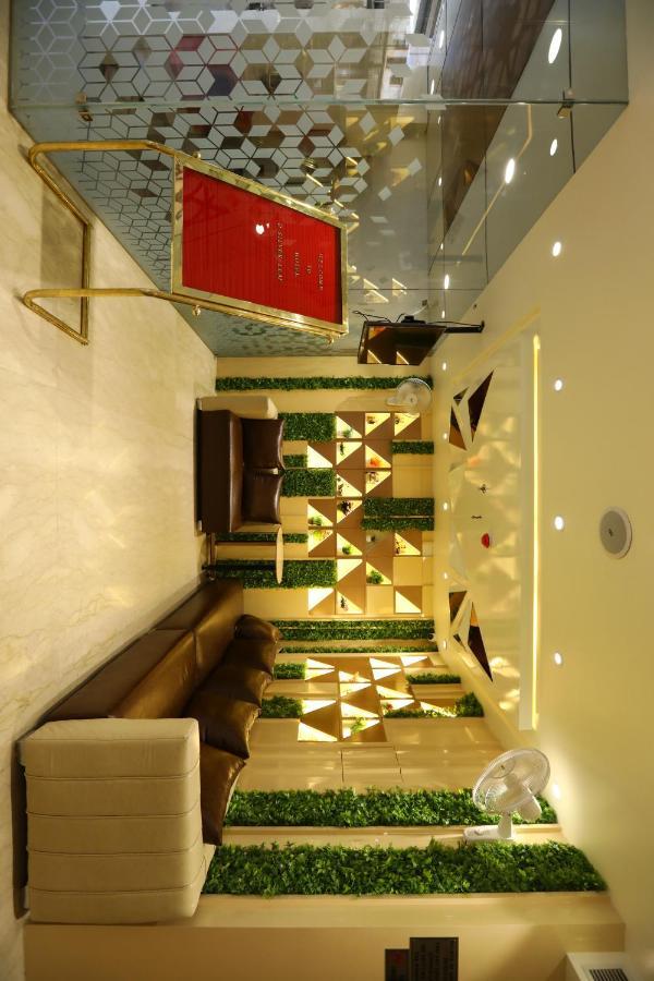Hotel D Silverleaf Lucknow Exterior foto